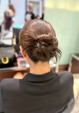 セミロング ヘアアレンジ 🌸銀座コテ巻き風 パーマ🌸いでいあやのヘアスタイル