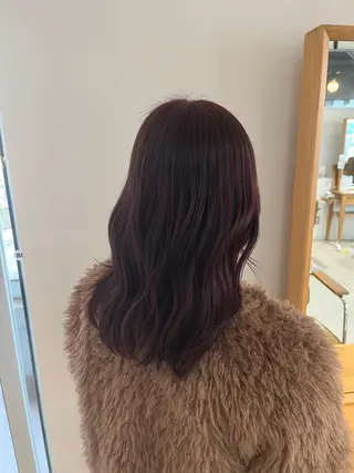 カラー ナギラ ヒビキのヘアスタイル