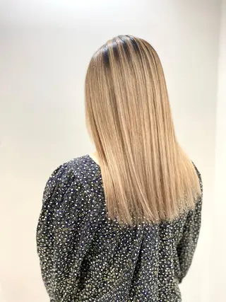ロング カラー レイヤーカット 赤み消し　店長/大和のヘアスタイル