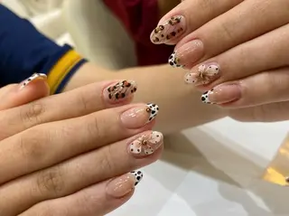 ネイル 本田 秋のネイルデザイン