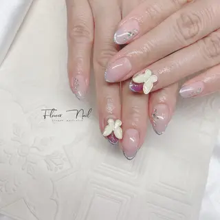 ネイル Flower nailのネイルデザイン