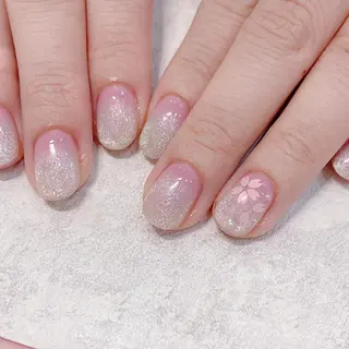 ネイル バニーアイズ　ネイル ニューオータニ博多店のネイルデザイン