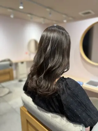 ロング nagisa /縮毛矯正のヘアスタイル