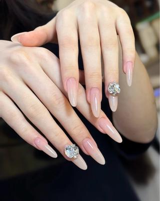 ネイル Dione Nail きよみのネイルデザイン