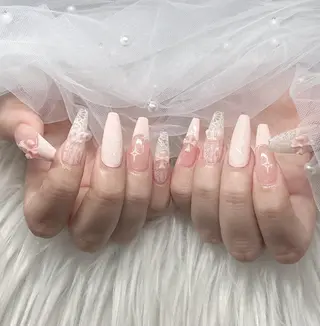 ネイル Lee Nailsのネイルデザイン