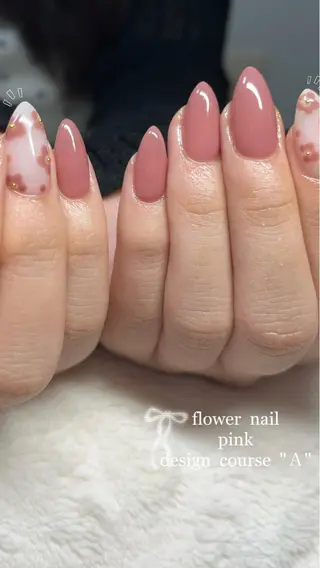 ネイル dimples yuki🎀 ꒷꒦♡のネイルデザイン