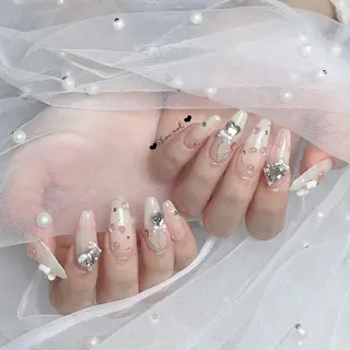 ネイル サイナネイル🎀 長さ出し専門店のネイルデザイン