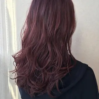 ロング 前田 菜奈子のヘアスタイル