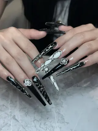 ネイル Eli Muse 新宿ネイルのネイルデザイン