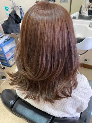 セミロング カラー 石塚 浩のヘアスタイル