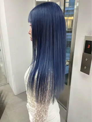 セミロング カラー ダブルカラー/寒色 カラー/リリカ🦕のヘアスタイル