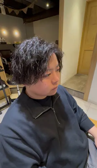 パーマ メンズ ✄メンズ特化🫧 保坂一真のヘアスタイル