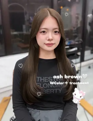 ロング カラー 韓国系艶髪🎀 miyuuのヘアスタイル