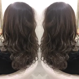 セミロング ロング カラー 髪質改善 中川 翔のヘアスタイル
