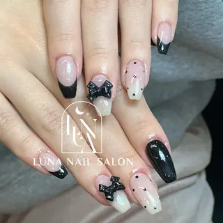 ネイル LUNA Nail salon💕のネイルデザイン