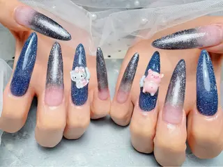 ネイル マジック ミラーのネイルデザイン