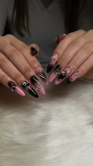 ネイル Ru _Baddiesのネイルデザイン