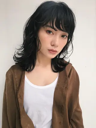 ミディアム パーマ ヘアアレンジ 松田 亮葉のヘアスタイル