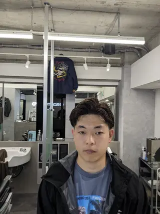ミディアム メンズ特化 石田はるむのヘアスタイル