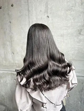 カラー official TUNE銀座🪞🪽のヘアスタイル