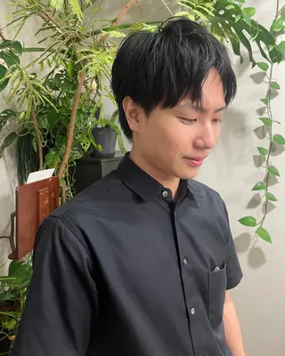 ショート メンズ 近藤 裕嗣のヘアスタイル