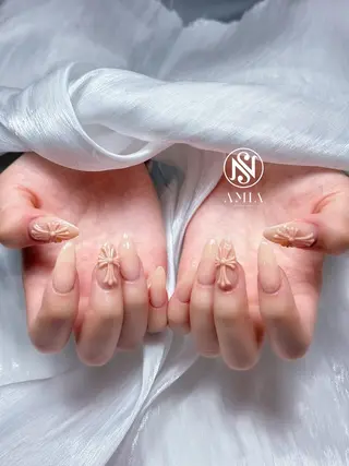 セミロング 🌟AMIA BEAUTY🌟のネイルデザイン