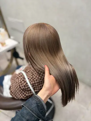 ロング 坂上 実里のヘアスタイル