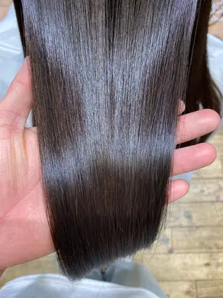 銀座/レイヤー 顔周りカット溝手優太のヘアスタイル