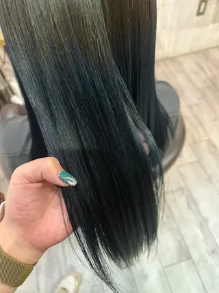 ロング カラー 蒔山 菜夕子のヘアスタイル