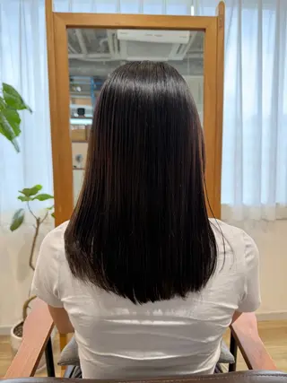 ミディアム RENA｜透明感 カラー×癒しスパのヘアスタイル