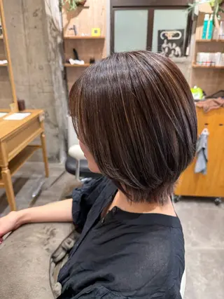ミディアム 佐藤 未来のヘアスタイル