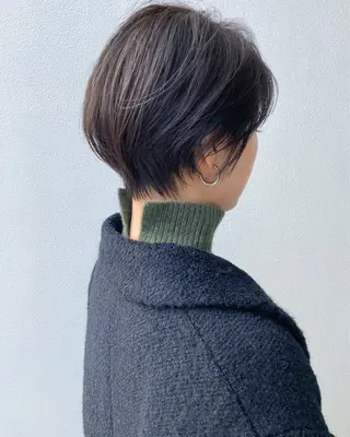 ショート 伊藤 利澄のヘアスタイル