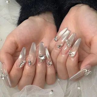 ネイル SHION  のネイルデザイン