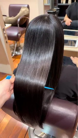 ロング 髙橋 愛実のヘアスタイル