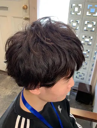 ショート パーマ メンズ ミルクティーベージュ ブリーチ 店長 清水のヘアスタイル