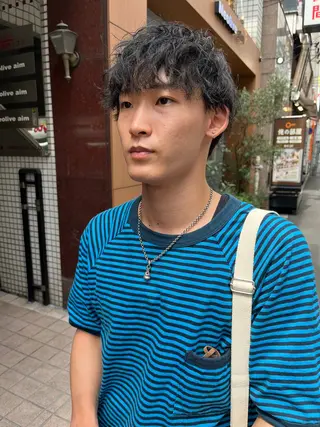 ショート メンズ 🐩透明感ミルクティ ーピンクニイナ🐩のヘアスタイル