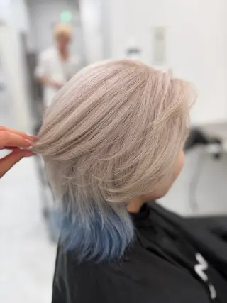ロング 艶髪ハイトーンカラー 渋谷🎀ririkaのヘアスタイル