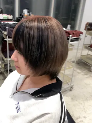 ショート カラー 髙木 利央のヘアスタイル