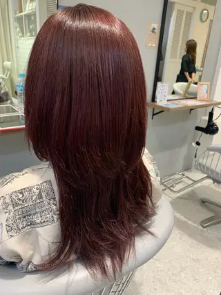 セミロング カラー 奥田 彩乃🧸🩵のヘアスタイル