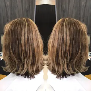 ミディアム カラー Oopsレイヤー 加藤澄都のヘアスタイル