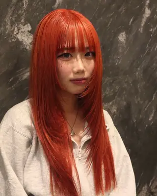 セミロング カラー レイヤー/ブリーチ iwamiya岩見谷のヘアスタイル