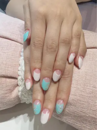 ネイル ビジューバイアクイユ ネイルズ 東中野店のネイルデザイン