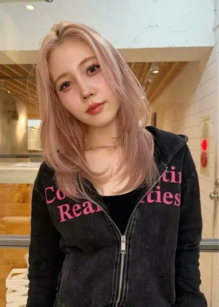 セミロング mellowman 【メロウマン】のヘアスタイル