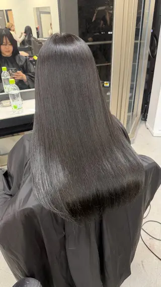 ロング カラー GiseL ゆうな 5階 ブリーチのヘアスタイル