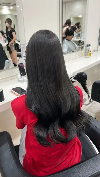 ロング カラー ヘアアレンジ 韓国レイヤー&ピンク 艶髪🩶maikoのヘアスタイル