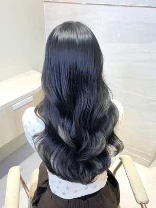 ロング カラー 透明感カラー🌿 グレージュ🐺陽介のヘアスタイル