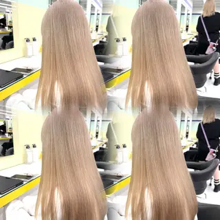 ロング カラー 🐬艶ハイトーン/ レイヤー/透明感🩵のヘアスタイル