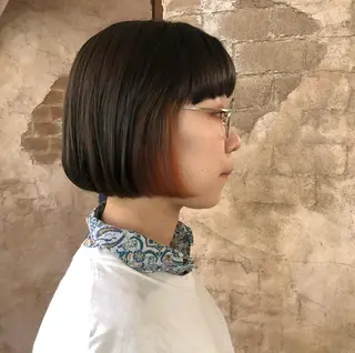 ショート カラー ブリーチ、パーマ 西部笑のヘアスタイル