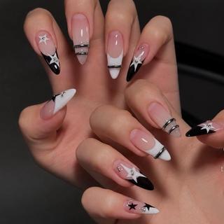 ネイル HIN NAILのネイルデザイン