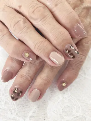ネイル レイレア ネイルルームのネイルデザイン